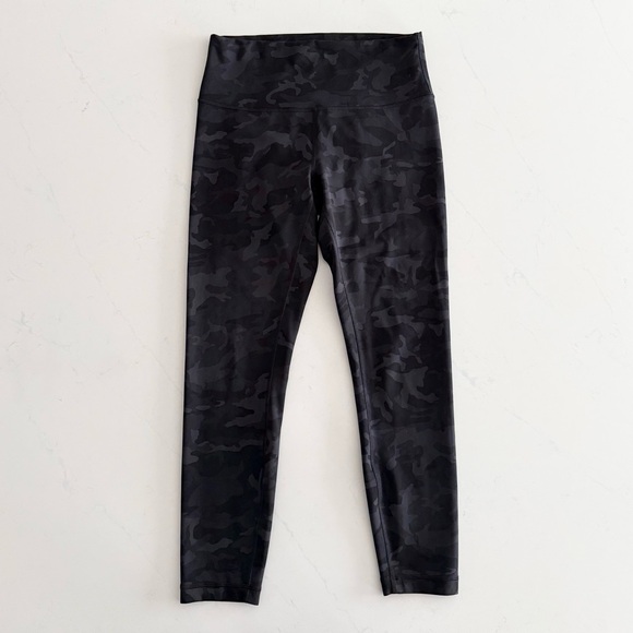 lululemon athletica Pants - lululemon wunder train 25” camo